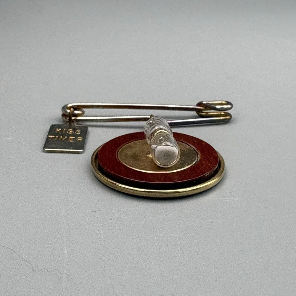 Vintage Hour Glass Kiss Timer Brooch Pin Gold Tone Wood MCM Great Convo Piece